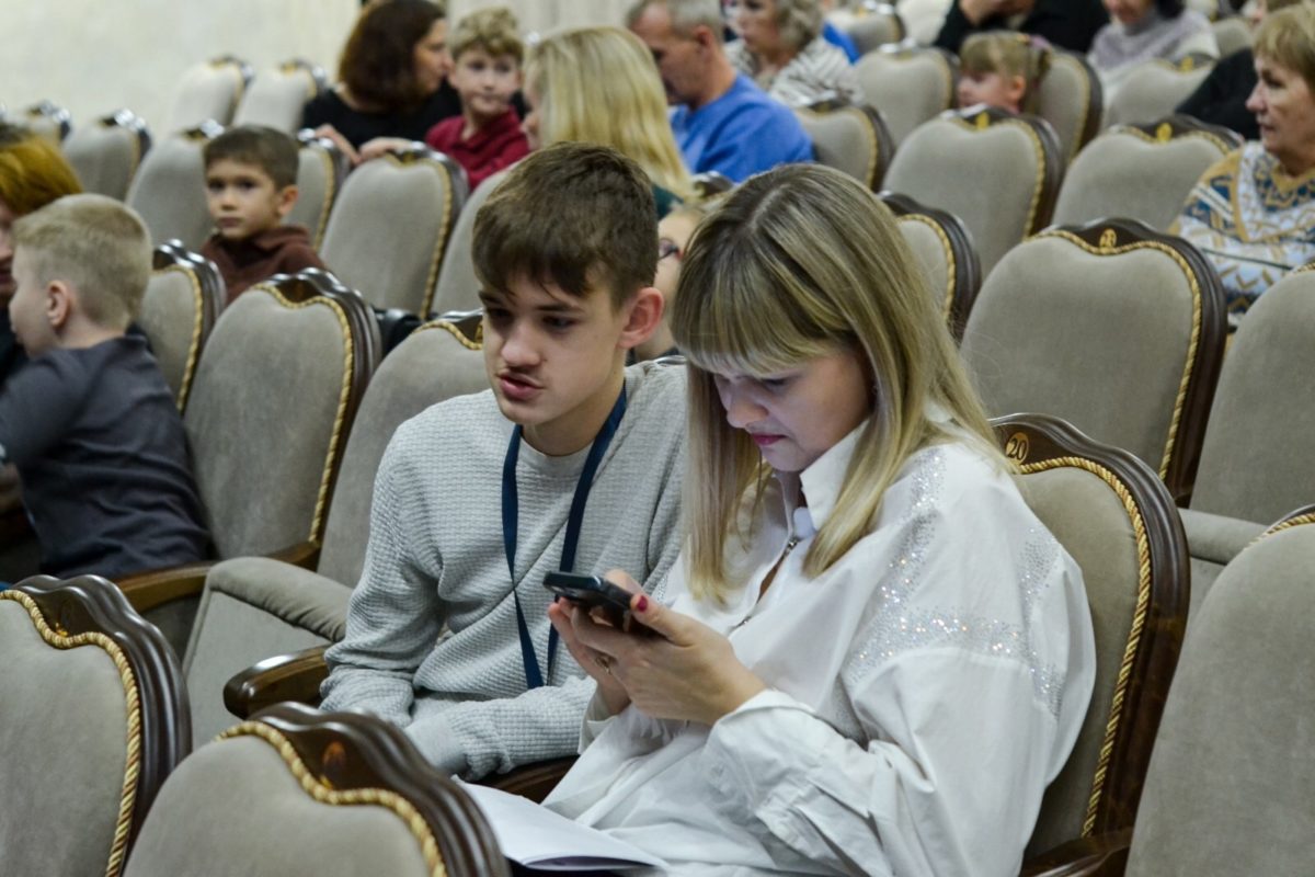 РУССКИЙ ТЕАТР ЛЕРМОНТОВА ПРОДОЛЖАЕТ РАБОТУ НАД ПРОЕКТОМ ТИФЛОКОММЕНТИРОВАНИЕ В ТЕАТРАХ